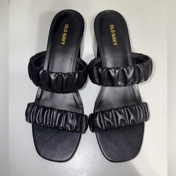 NWOT Old Navy Faux-Leather Strappy Block-Heel  Mule Sandals Size: 9 - Picture 7 of 10